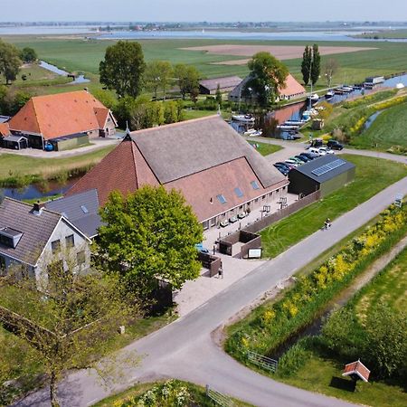 Groepsaccommodatie Fries En Fruitig Nijhuizum Exterior photo